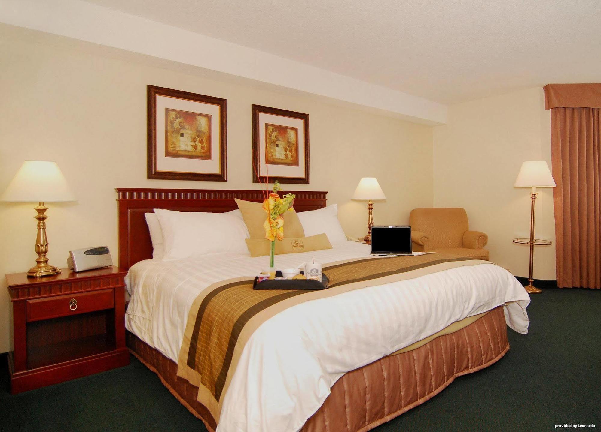 Best Western Plus Cambridge Hotel Phòng bức ảnh